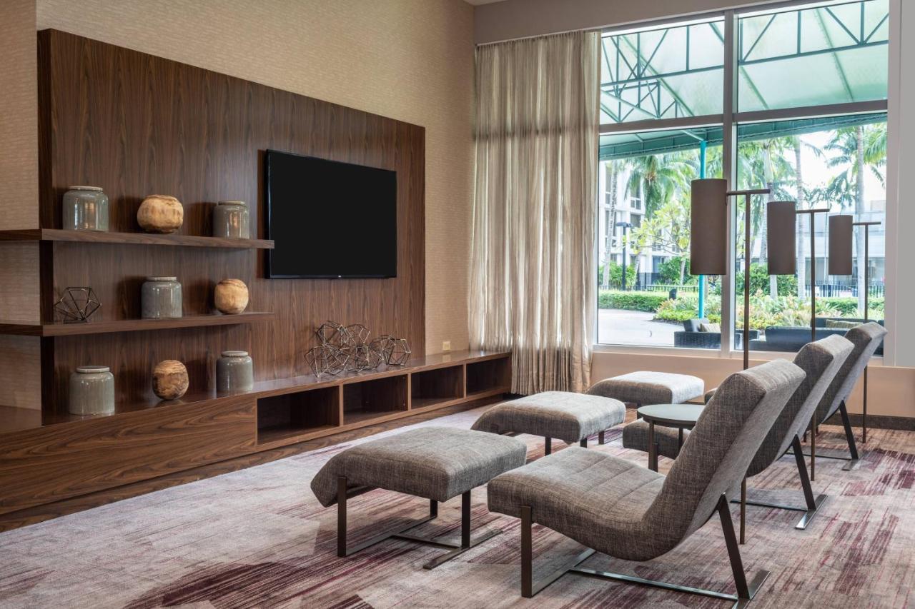 Courtyard By Marriott Miami Airport Exterior foto