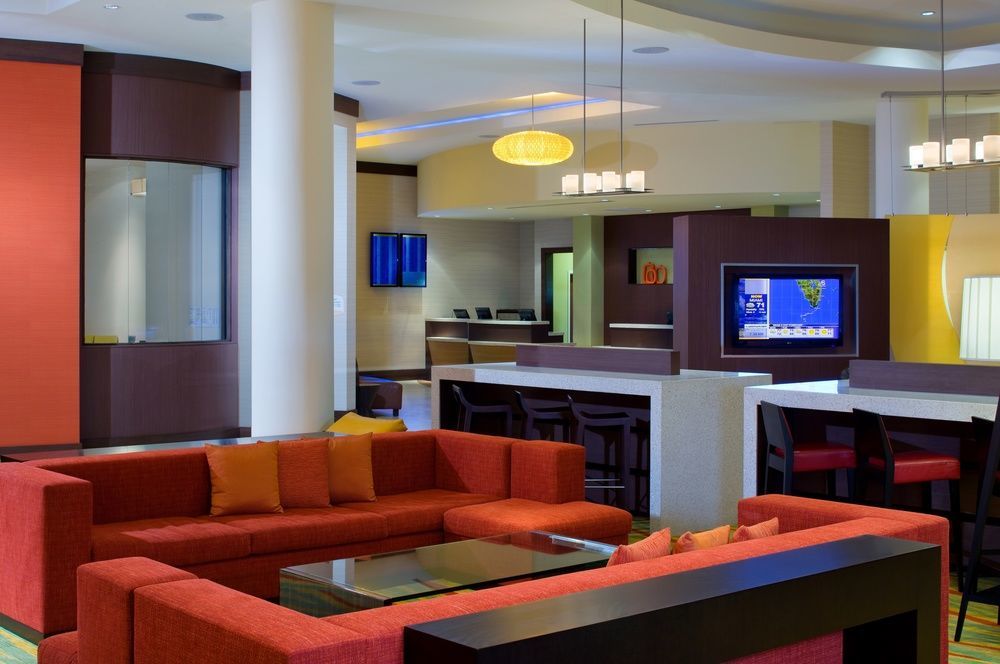 Courtyard By Marriott Miami Airport Exterior foto