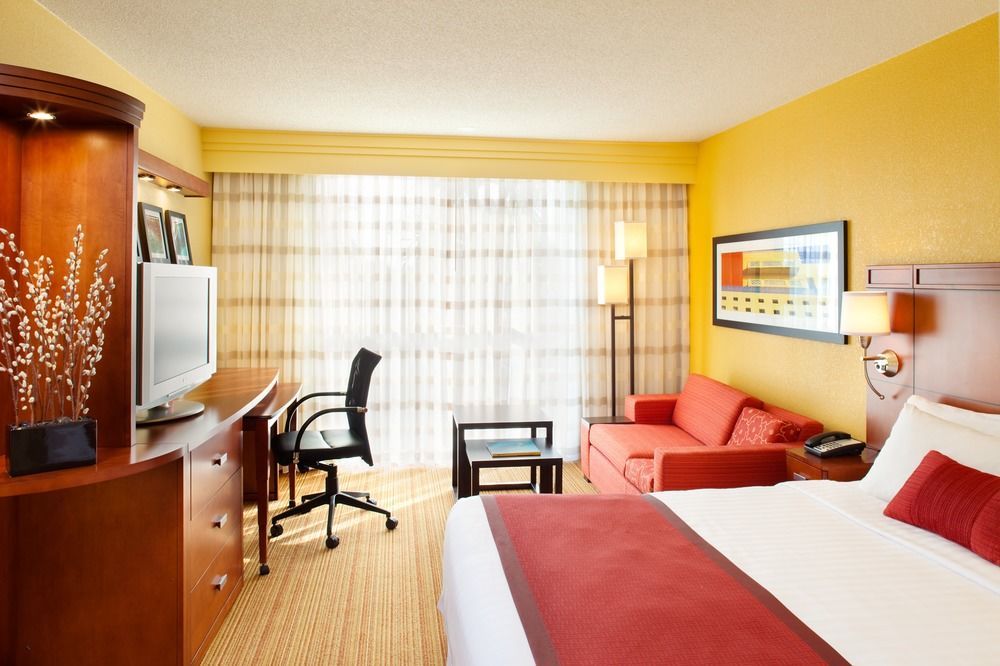 Courtyard By Marriott Miami Airport Exterior foto