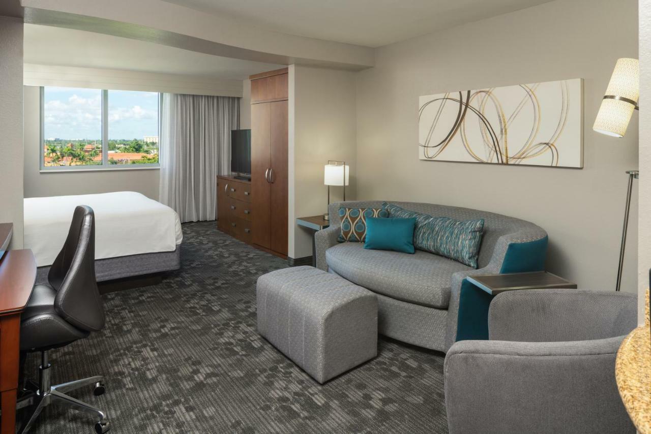 Courtyard By Marriott Miami Airport Exterior foto